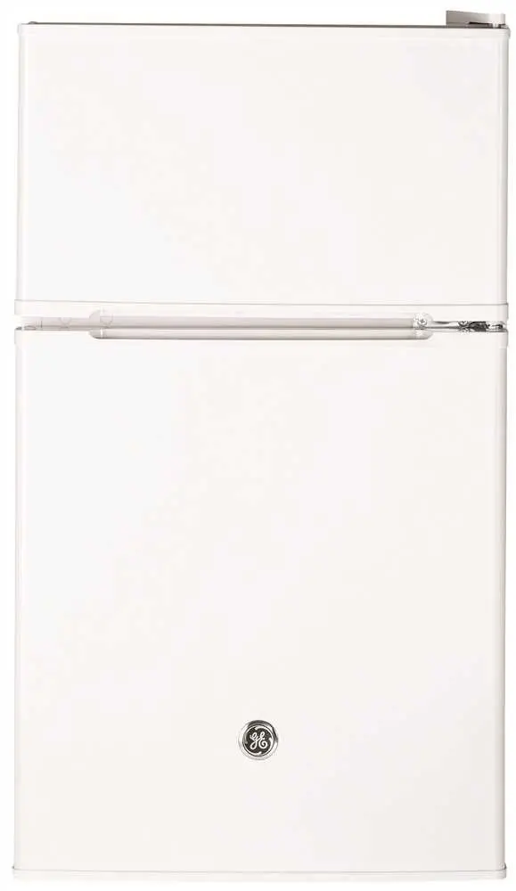 Ge&Reg; 3.1 Cu. Ft. Double-Door Compact Refrigerator, White, Reversible Door Swing 1