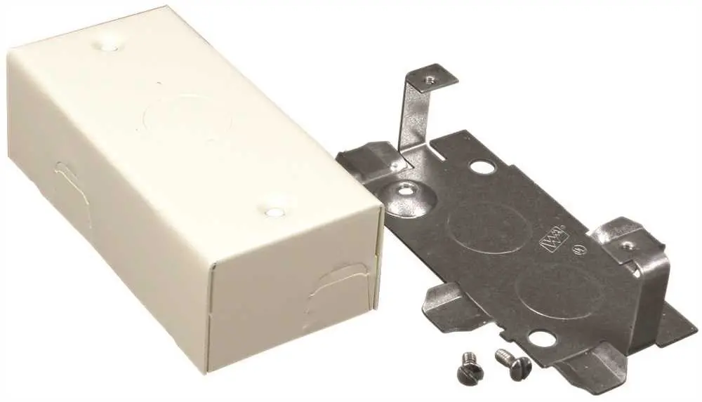 Wiremold&Reg; 500-700 Utility Box Fitting, Steel, Single-Channel, Ivory, 4-1-8 X 2 X 1-3-8 In. 1