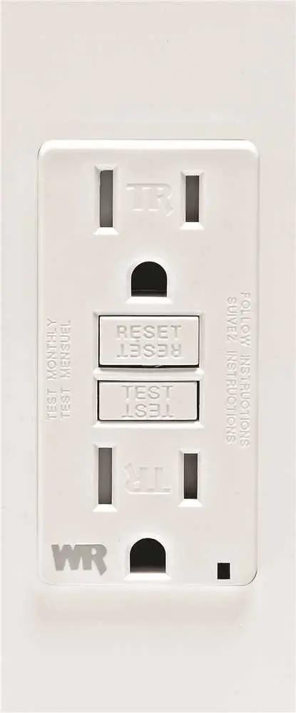 Leviton&Reg; Smartlockpro&Reg; Weather & Tamper-Resistant Duplex Gfci Receptacle With Led, White, Nema 5-15R, 125 Volts, 15 Amps 1