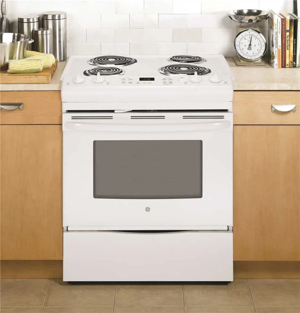 Ge&Reg; Slide-In Electric Range, Self-Cleaning, 30 In., 4.4 Cu. Ft, Front Control, Self-Cleaning 1