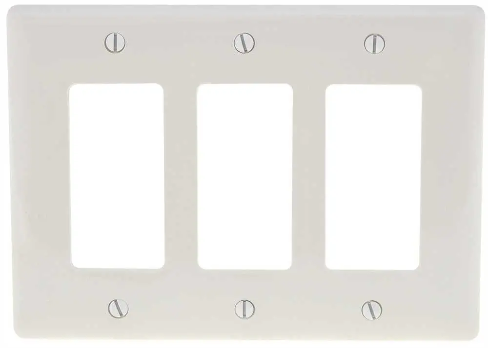 Decorator Wallplate Midi 3-Gang White 1