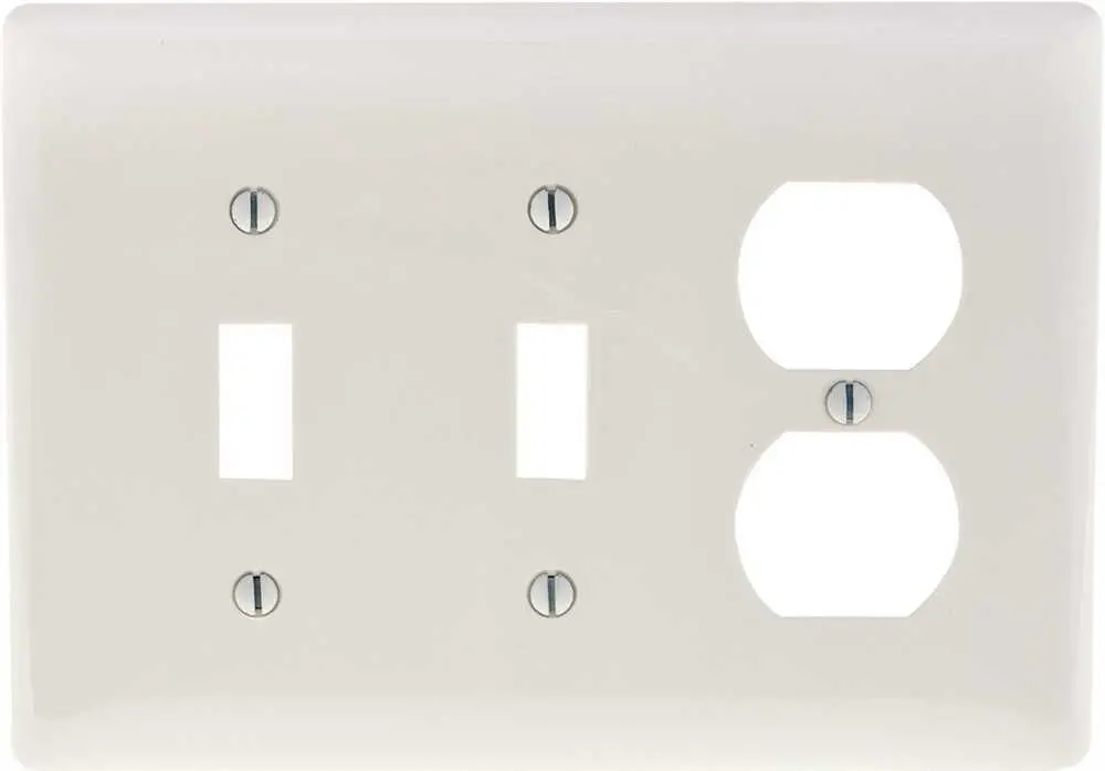 Wallplate Midi Toggle 3-Gang-Duplex White 1