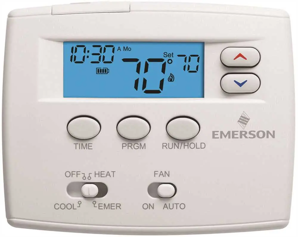 Programmable Digital Thermostat 1F82 0261 1