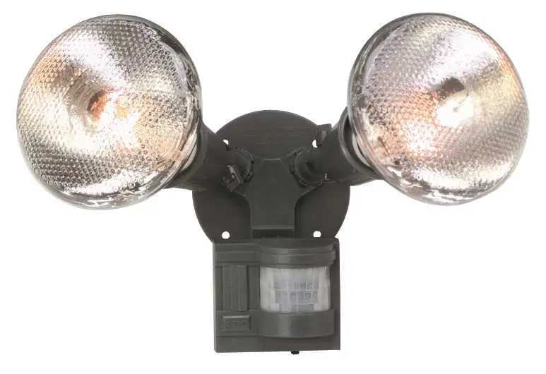 Dual-Head Sensor Floodlight, 2 150-Watt Par Lamps (Sold Separately) 1