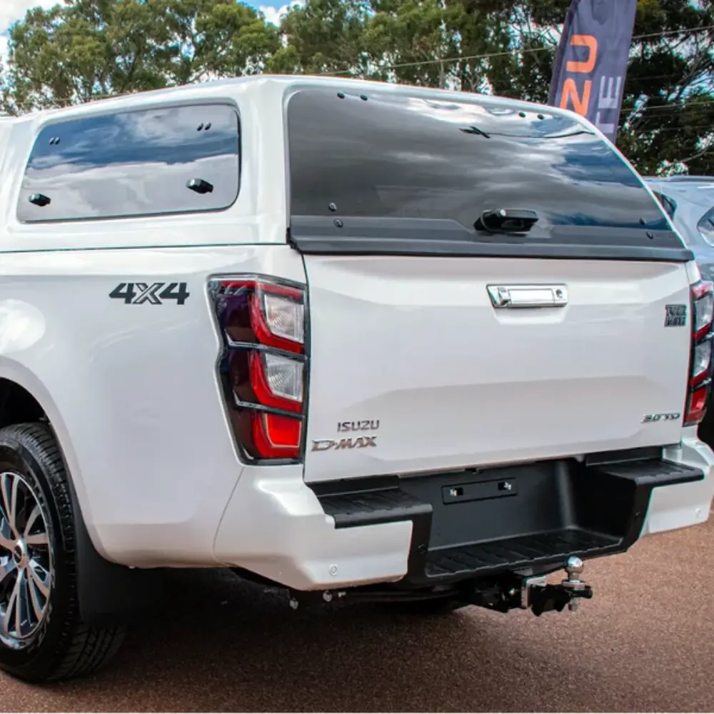 Hardtop Aeroklas Fenêtres Battantes | Isuzu D-Max 2025+ Double Cab 1
