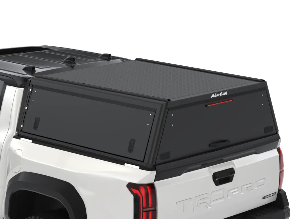 Hardtop Alu-Cab "Guard" Toyota Tacoma 2024+ (Version Lisse) 1