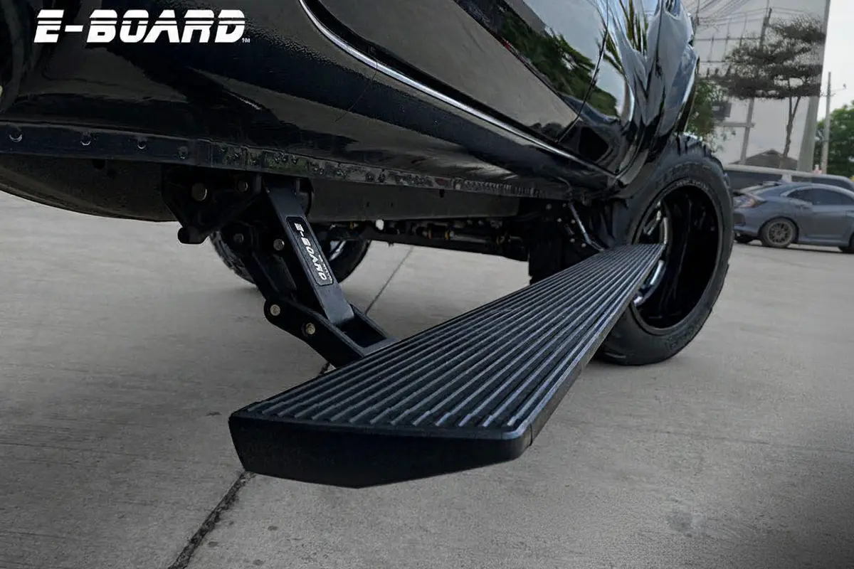 Marche-Pieds Electriques T-Max Ford F150 2015+ | Powerboard 1