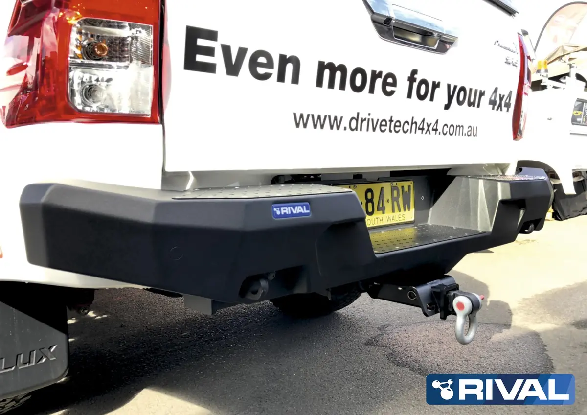 Pare-Choc Arrière Aluminium Rival4x4 - Hilux Vigo & Revo 1