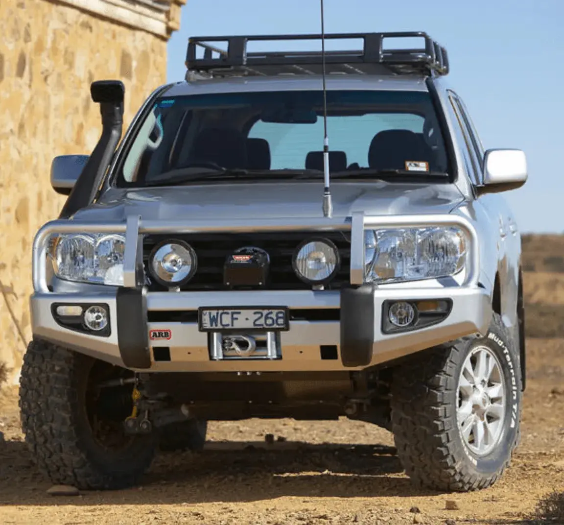 Pare-Choc Avant Arb Pour Land Cruiser 200 Series 2007 A 2015 | Deluxe Bullbar 1