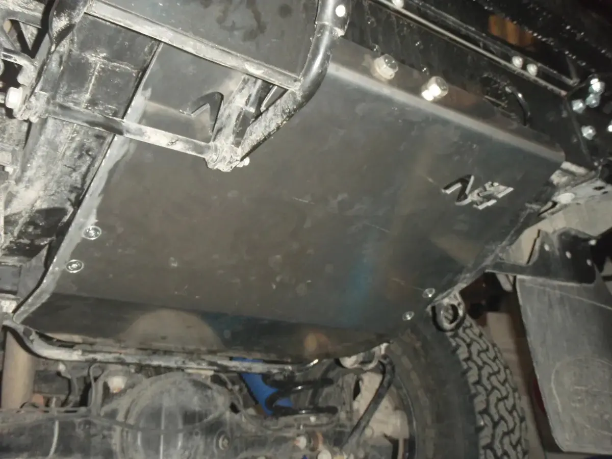 Blindage Réservoir 6Mm Aluminium Land Rover Defender 110/130 1