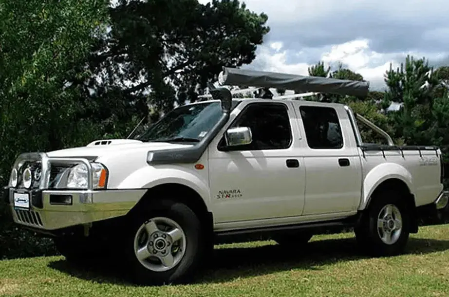 Snorkel Safari 4X4 - Nissan Navara D22 2.5L Double Batteries 1
