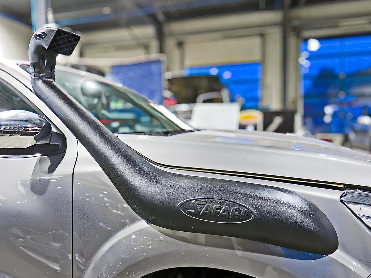 Snorkel Safari 4X4 - Nissan Navara D23 Np300 2015+ 1